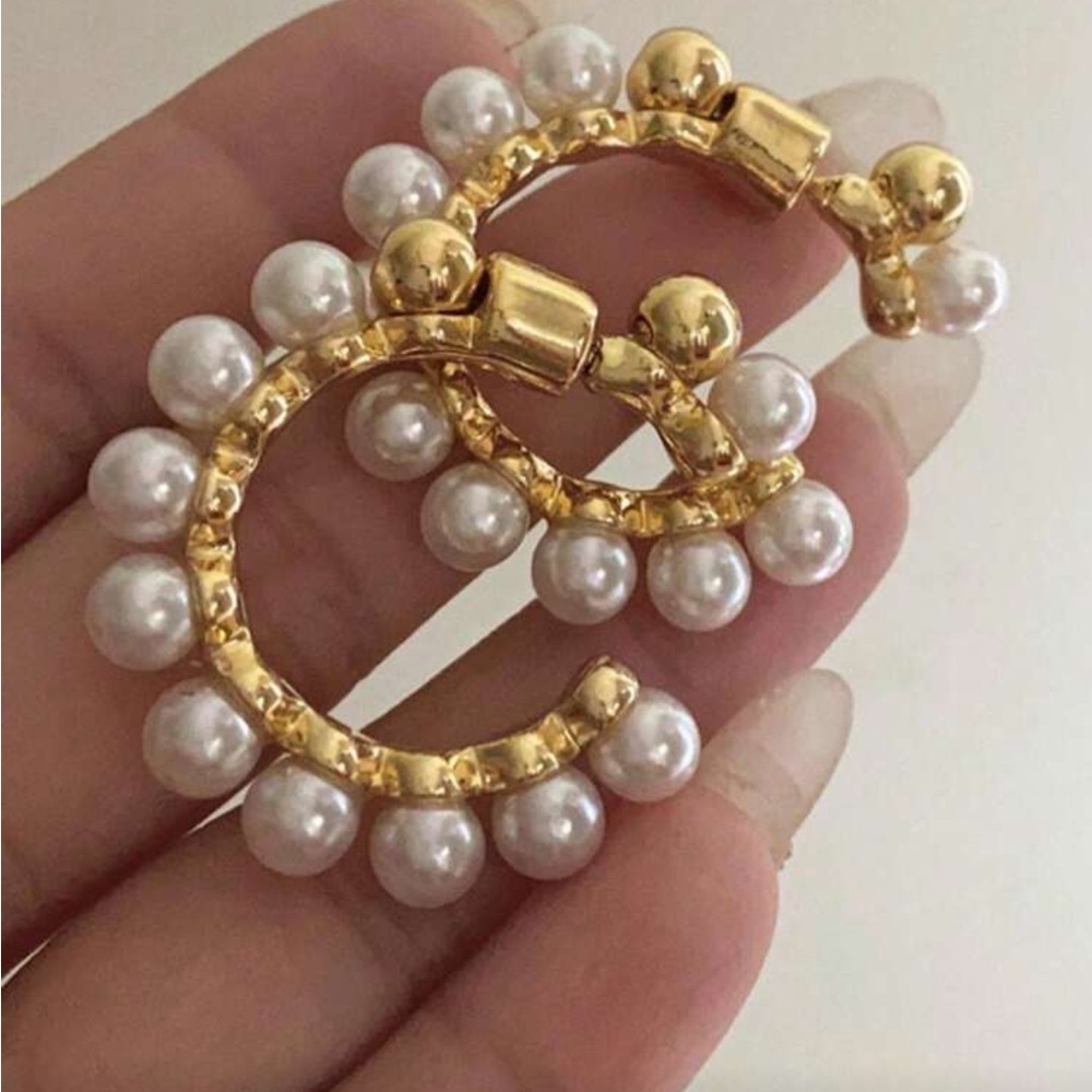 Aurelia Pearl Crescent Hoops - Picture 4 of 5